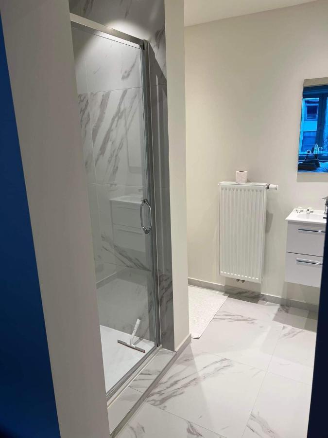 Grote kamer in Brugge centrum met badkamer ! Buitenkant foto